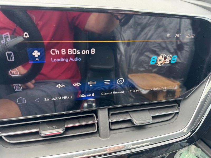 Chevrolet Trax Vehicle Image 16