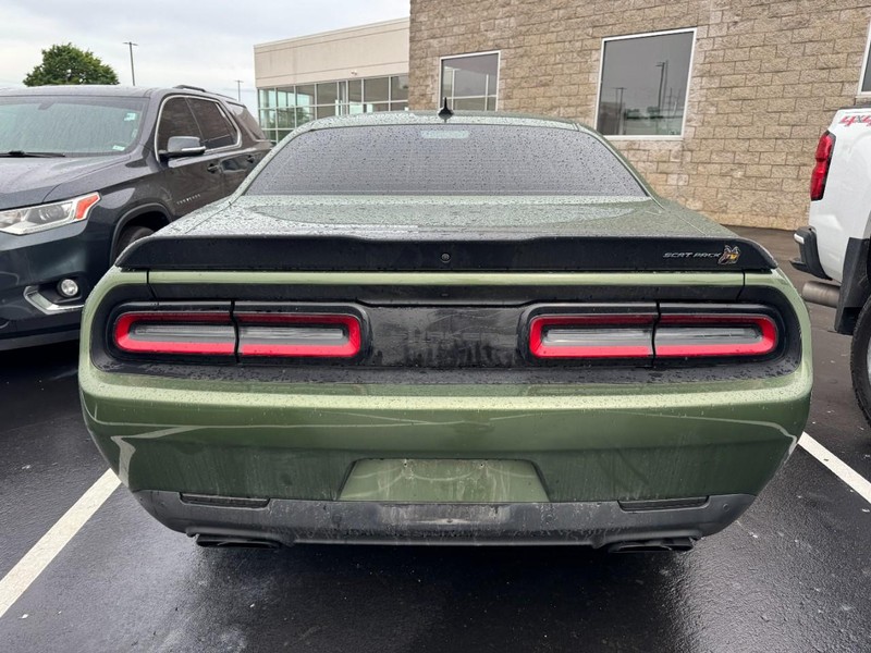 Dodge Challenger Vehicle Image 05
