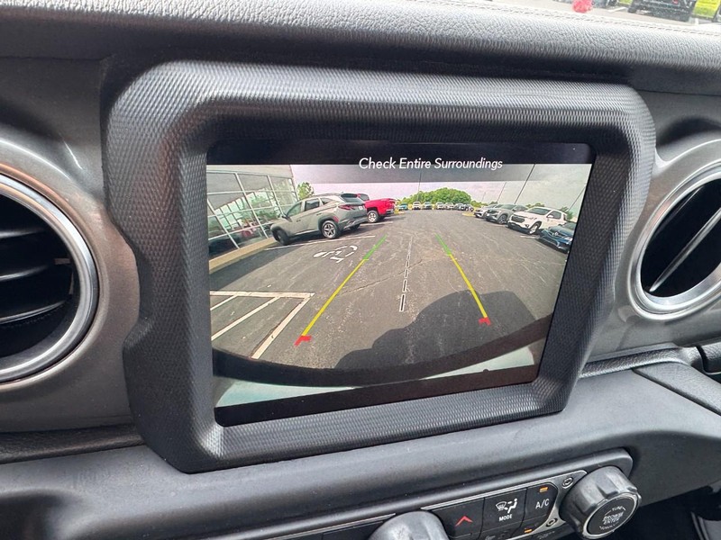 Jeep Wrangler Vehicle Image 20