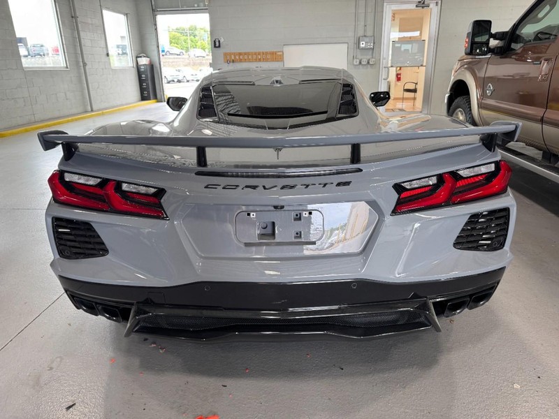 Chevrolet Corvette Vehicle Image 05