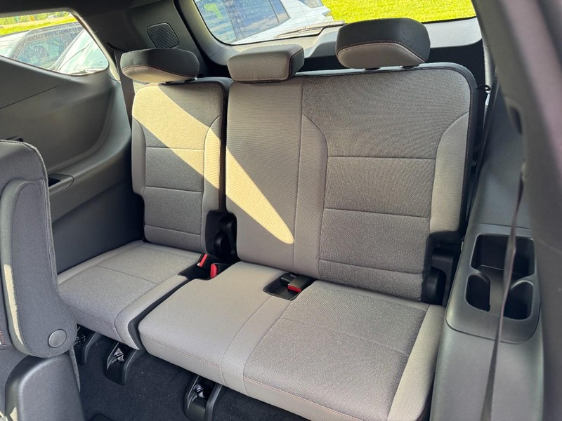 Chevrolet Traverse Vehicle Image 07