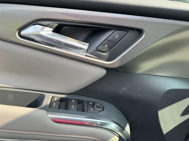 Chevrolet Traverse Vehicle Image 09