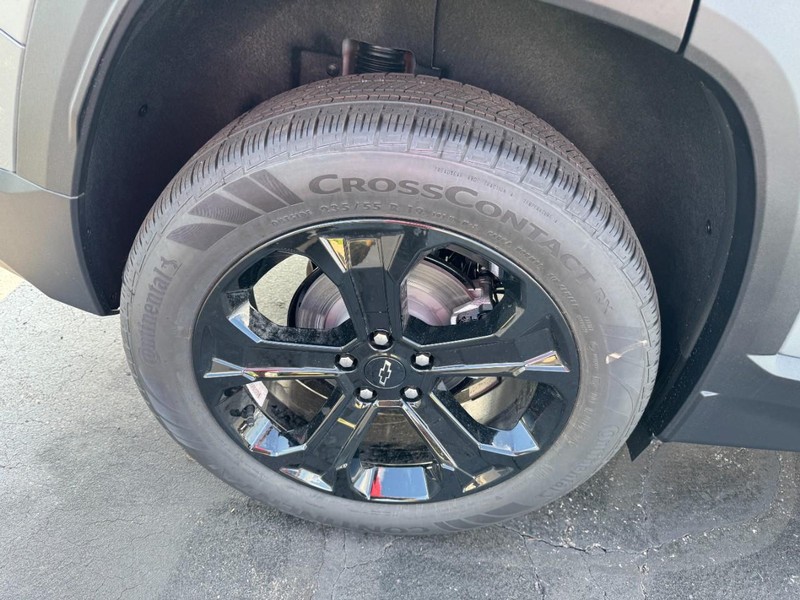 Chevrolet Equinox Vehicle Image 06