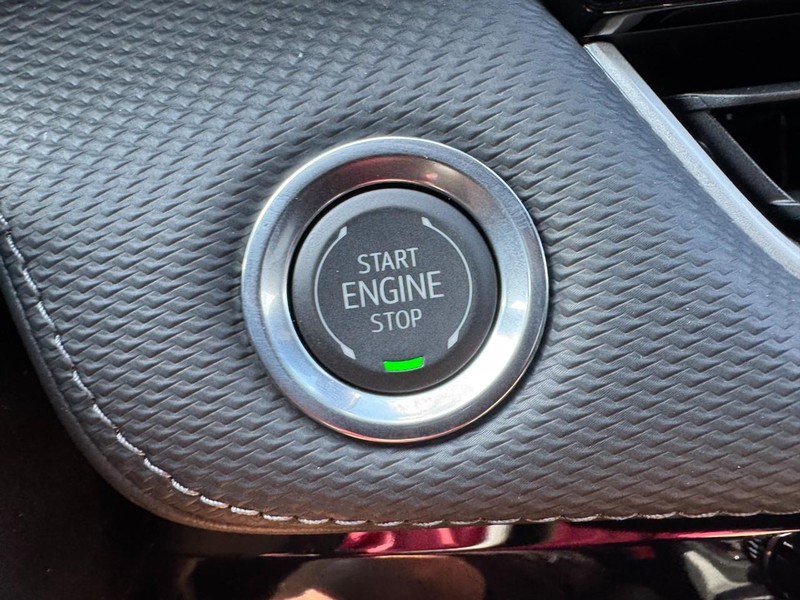 Chevrolet Equinox Vehicle Image 18