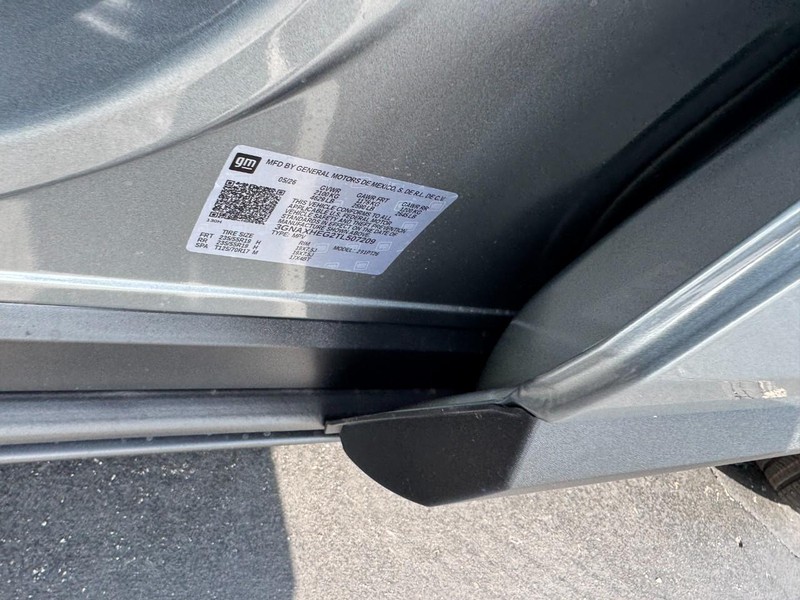 Chevrolet Equinox Vehicle Image 19