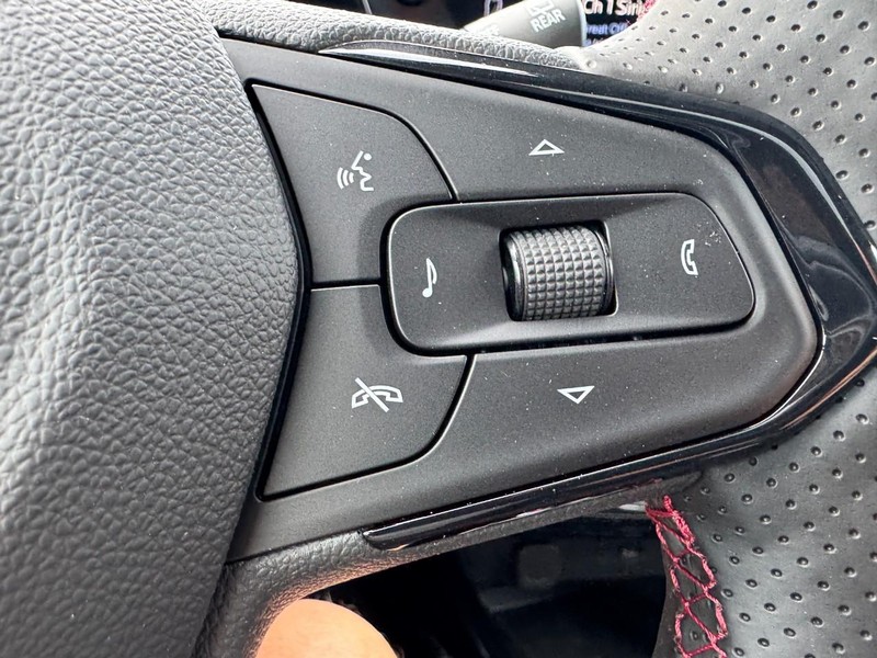 Chevrolet Trax Vehicle Image 11