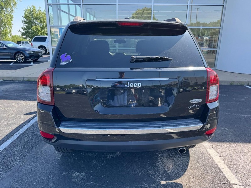 Jeep Compass Vehicle Image 04