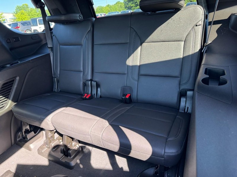 Chevrolet Tahoe Vehicle Image 13
