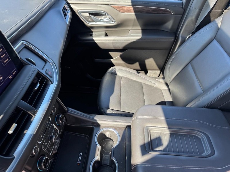 Chevrolet Tahoe Vehicle Image 16