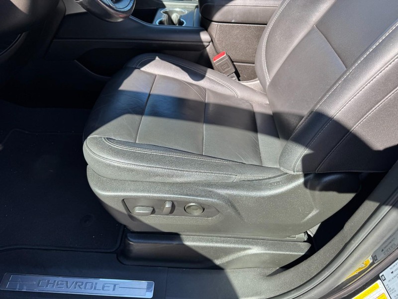 Chevrolet Tahoe Vehicle Image 17