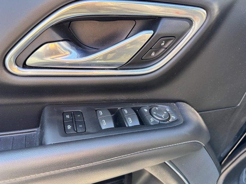 Chevrolet Tahoe Vehicle Image 18
