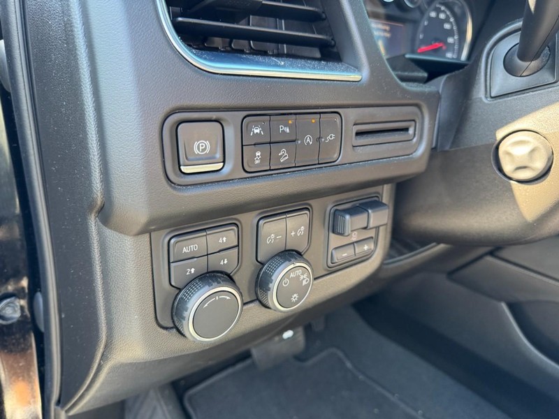 Chevrolet Tahoe Vehicle Image 19