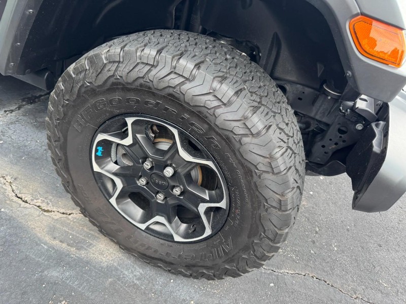 Jeep Wrangler 4xe Vehicle Image 05
