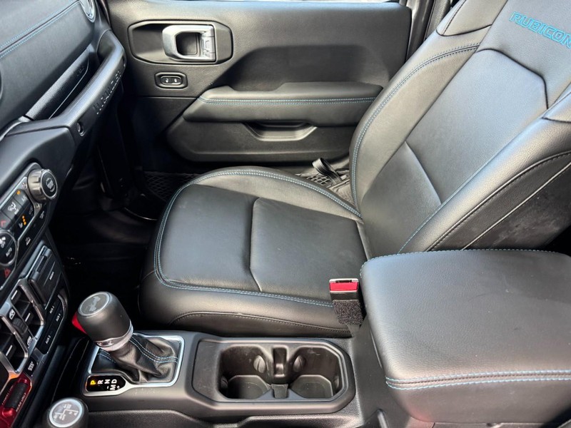 Jeep Wrangler 4xe Vehicle Image 13