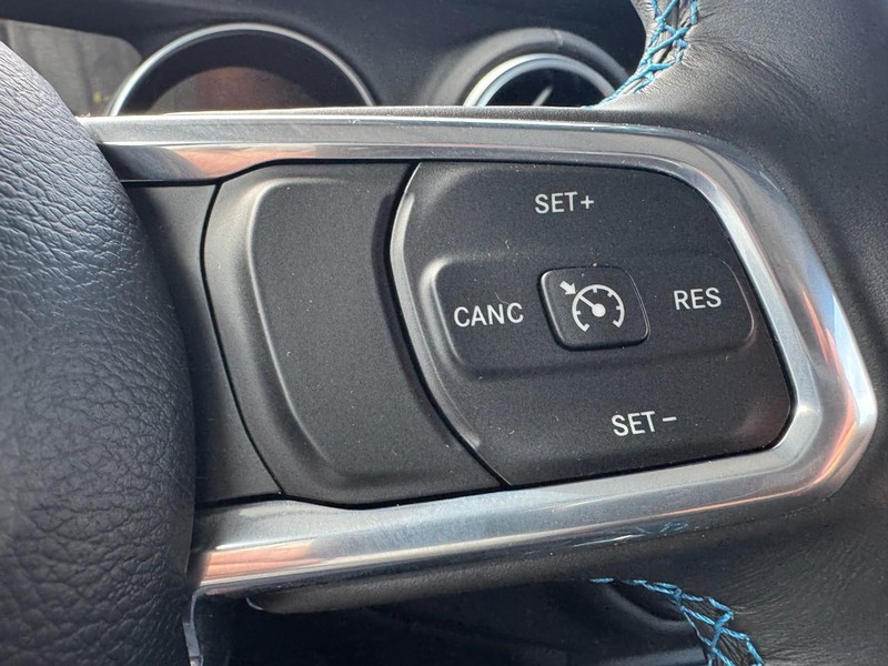Jeep Wrangler 4xe Vehicle Image 17