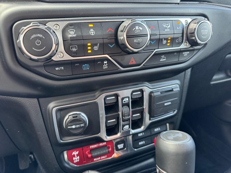 Jeep Wrangler 4xe Vehicle Image 18