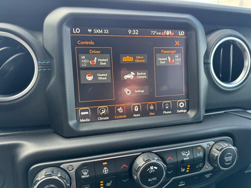 Jeep Wrangler 4xe Vehicle Image 21
