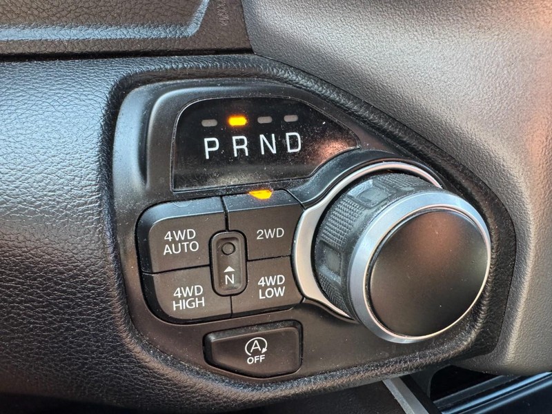 Ram 1500 Vehicle Image 21