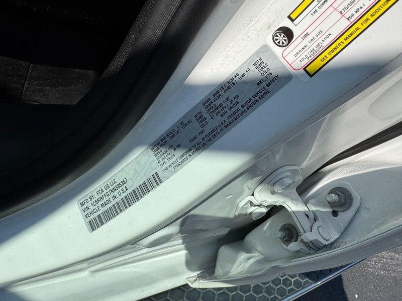 Ram 1500 Vehicle Image 24