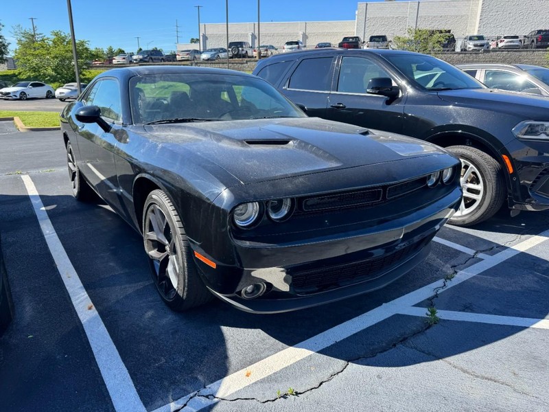Dodge Challenger Vehicle Image 04