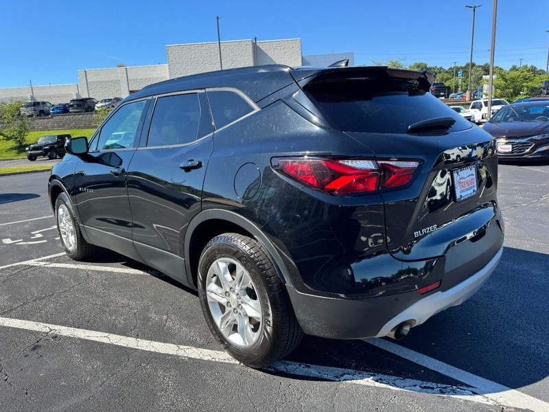 Chevrolet Blazer Vehicle Full-screen Gallery Image 05