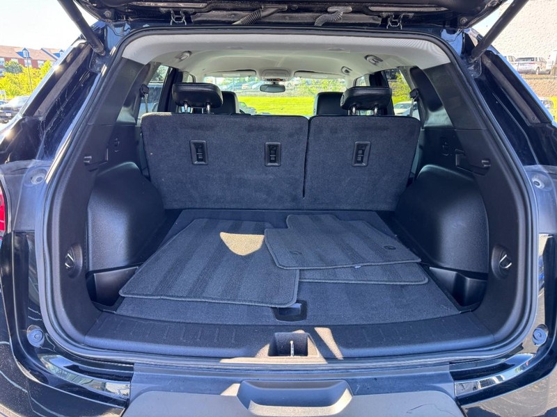 Chevrolet Blazer Vehicle Full-screen Gallery Image 06