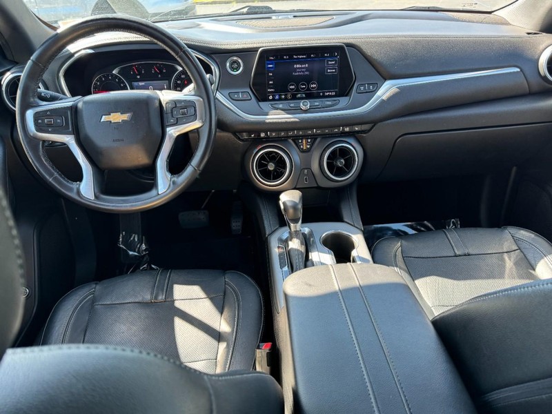 Chevrolet Blazer Vehicle Full-screen Gallery Image 11