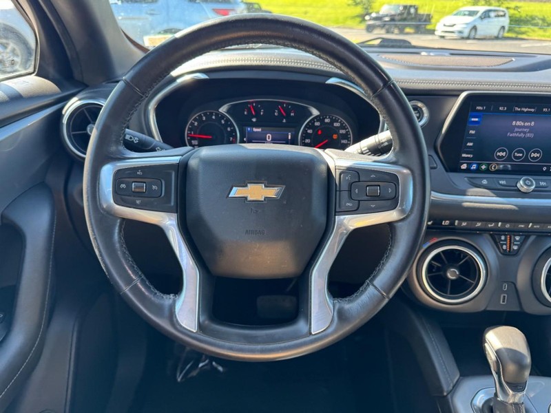 Chevrolet Blazer Vehicle Full-screen Gallery Image 12