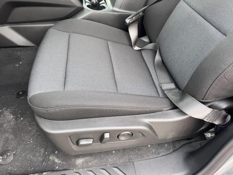 Chevrolet Colorado Vehicle Image 09