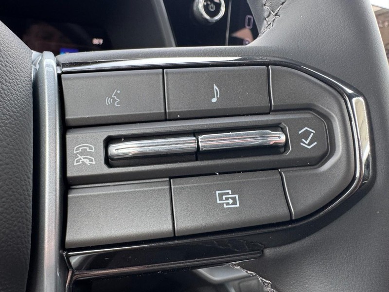 Chevrolet Colorado Vehicle Image 12