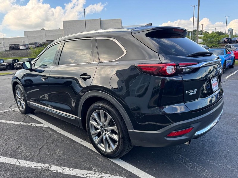 Mazda CX-9 Vehicle Image 05