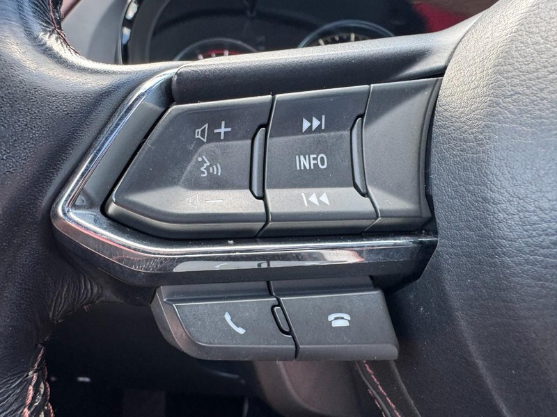 Mazda CX-9 Vehicle Image 18