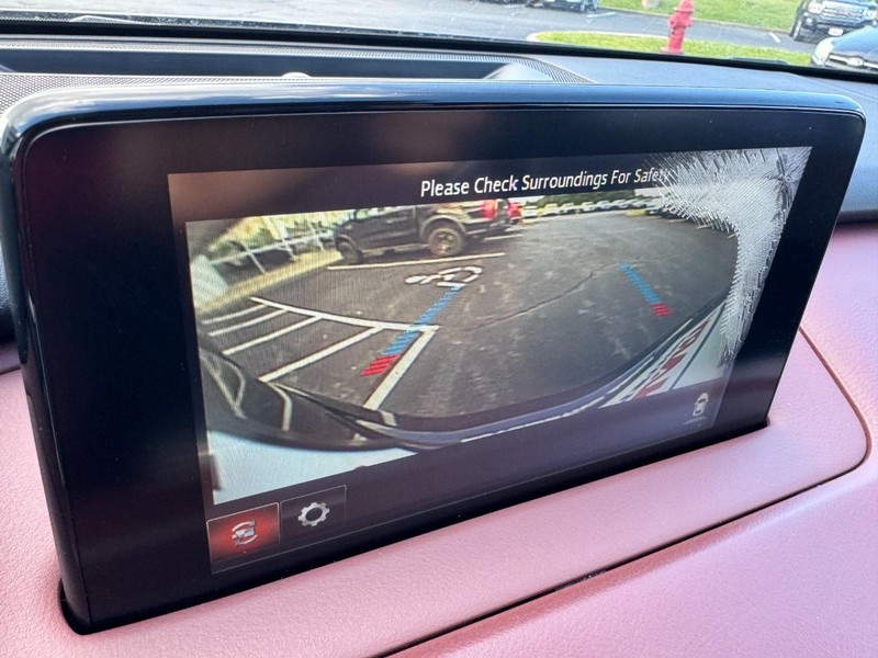 Mazda CX-9 Vehicle Image 23