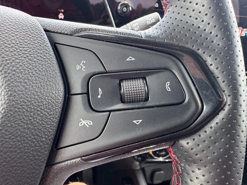 Chevrolet TrailBlazer Vehicle Image 17