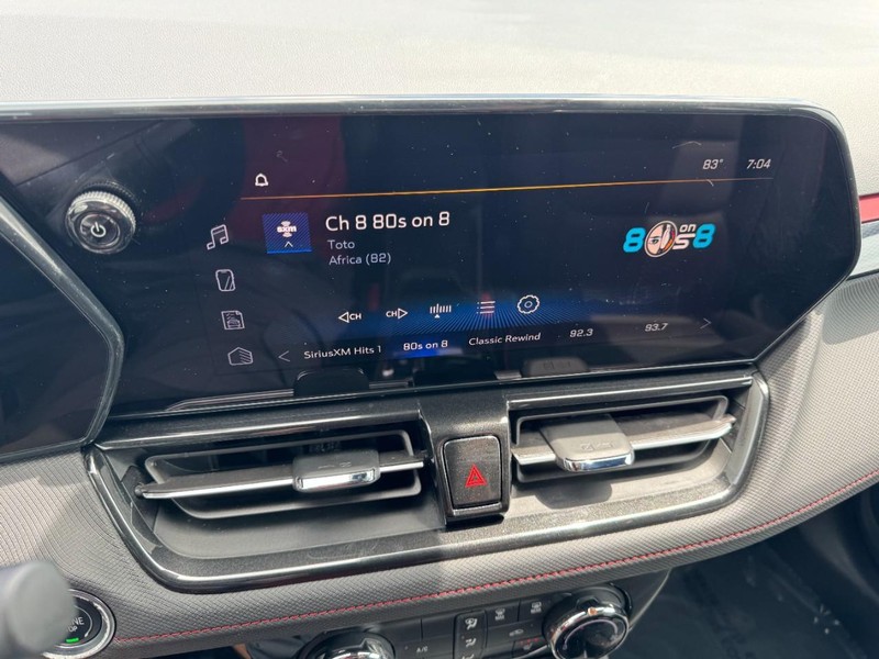 Chevrolet TrailBlazer Vehicle Image 19