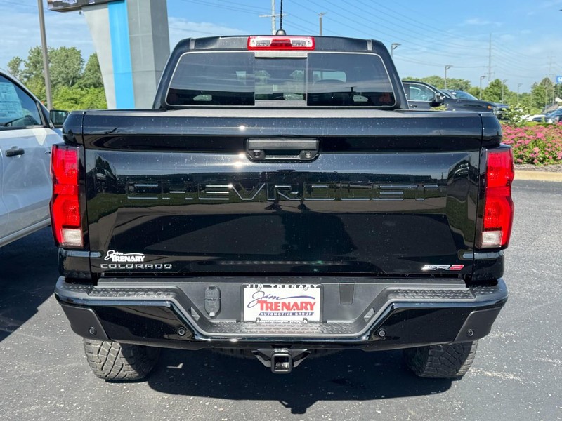 Chevrolet Colorado Vehicle Image 04
