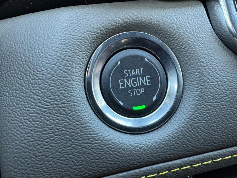 Chevrolet Colorado Vehicle Image 18