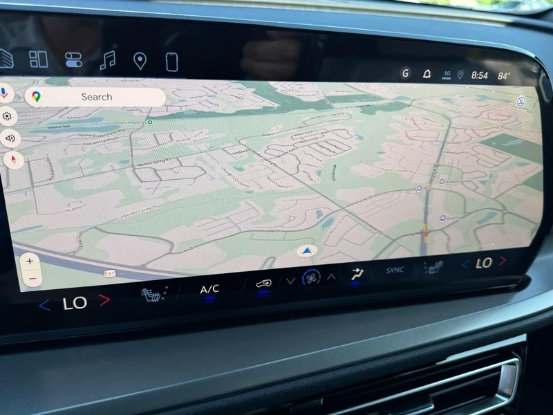 Chevrolet Traverse Vehicle Image 15