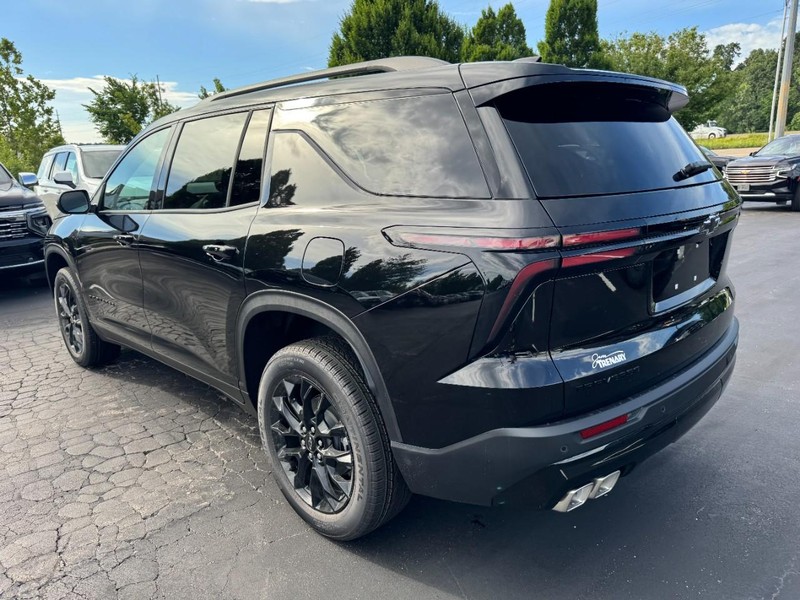 Chevrolet Traverse Vehicle Image 05