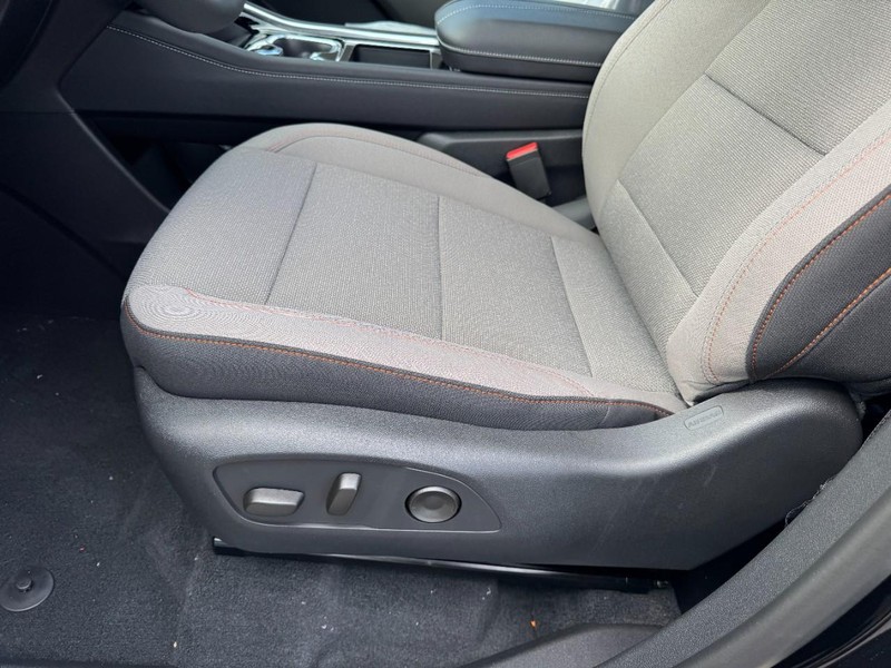 Chevrolet Traverse Vehicle Image 09