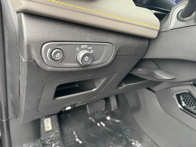Chevrolet TrailBlazer Vehicle Image 08