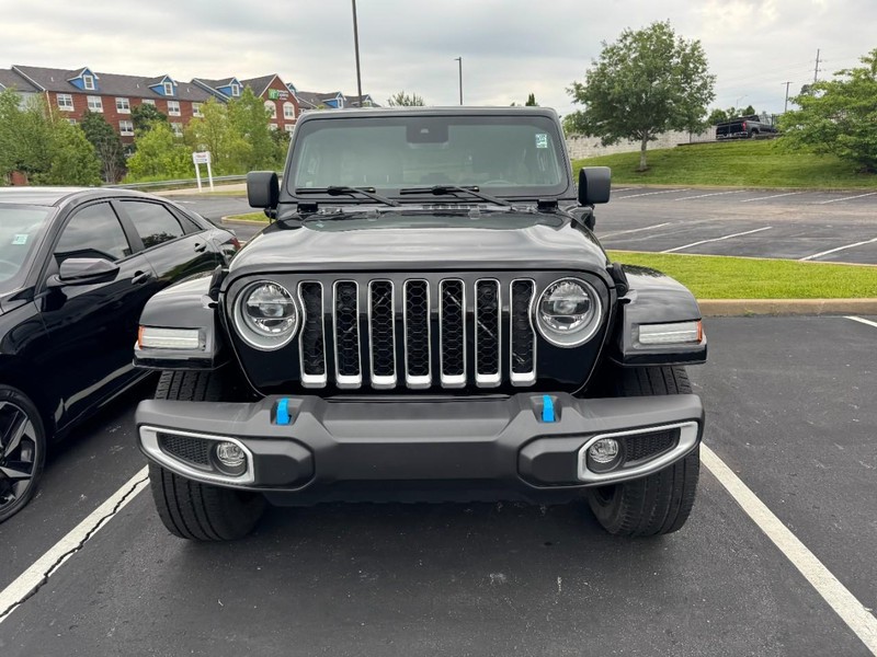 Jeep Wrangler 4xe Vehicle Image 03