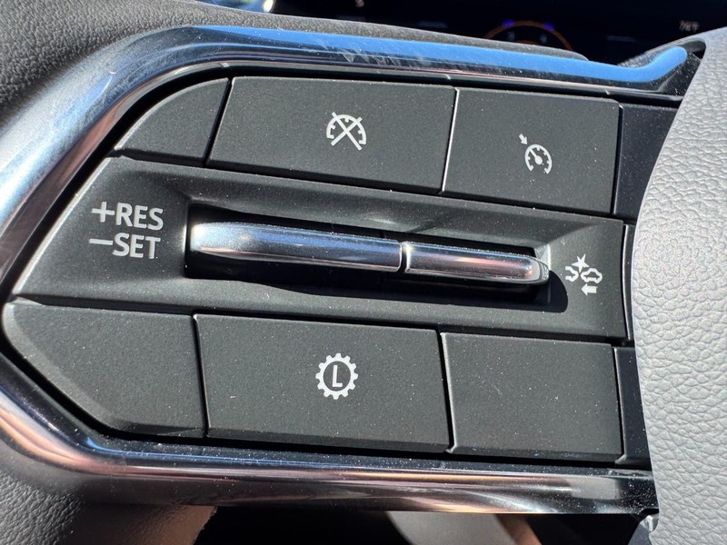 Chevrolet Tahoe Vehicle Image 14