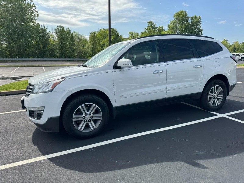 Chevrolet Traverse Vehicle Image 04