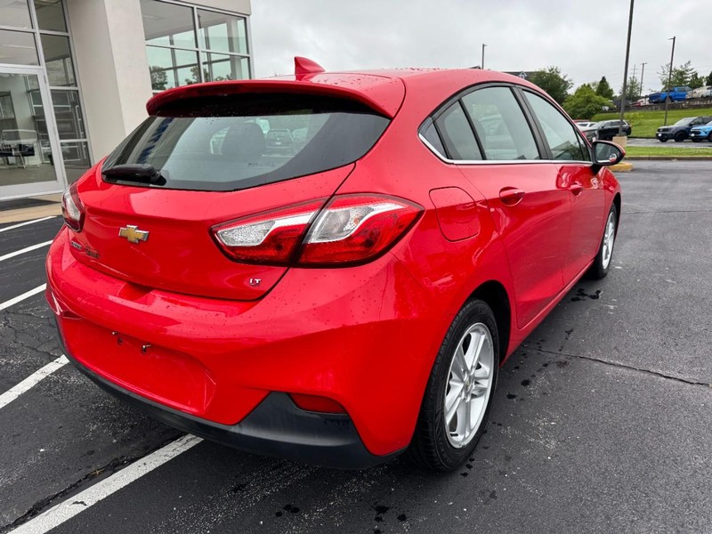 Chevrolet Cruze Vehicle Image 04