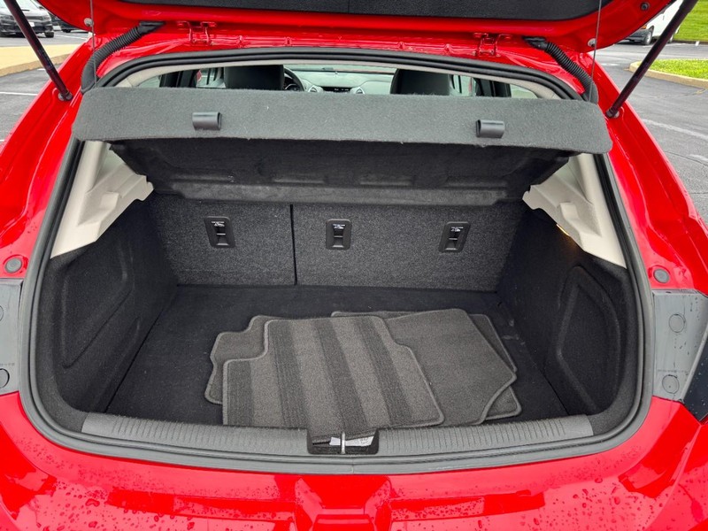Chevrolet Cruze Vehicle Image 08