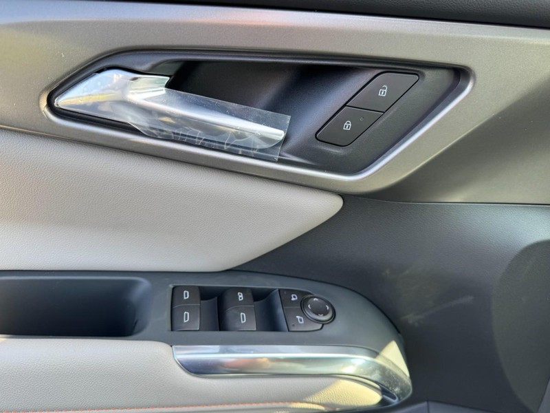 Chevrolet Traverse Vehicle Image 10