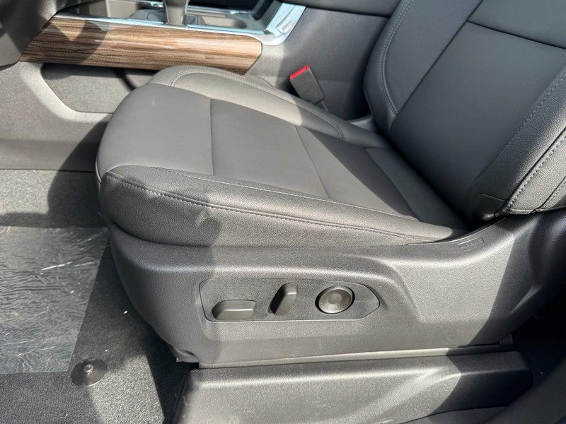 Chevrolet Silverado 1500 Vehicle Image 11