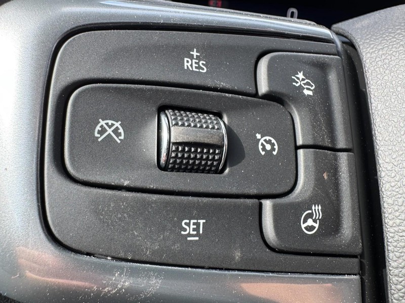 Chevrolet Silverado 1500 Vehicle Image 14