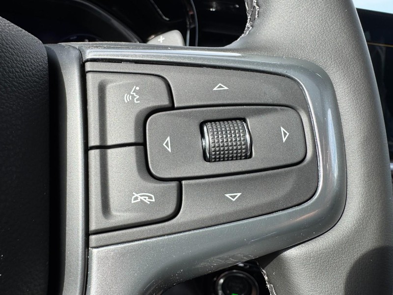 Chevrolet Silverado 1500 Vehicle Image 15